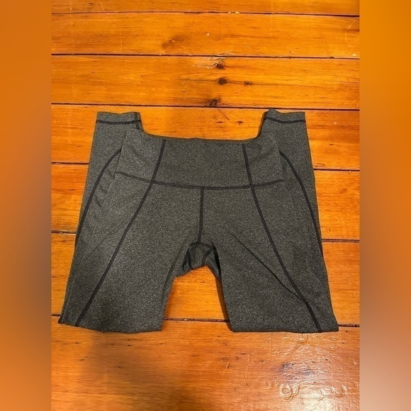 Athleta Gray Full Capri Leggings Size XS - Picture 2 of 5